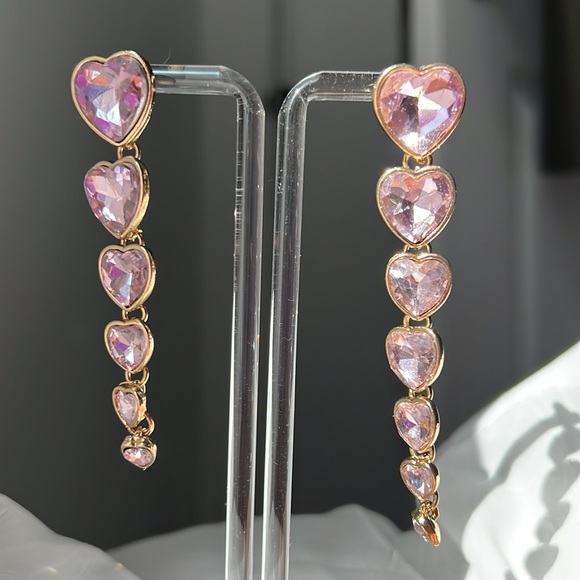 New Light Pink Heart Crystal Long Dangly Drop Earrings Alessandra Rich Style - Picture 9 of 9